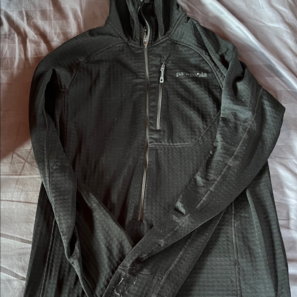 Patagonia R1 tech fleece hoody Men's Dark Gray Performance Jacket